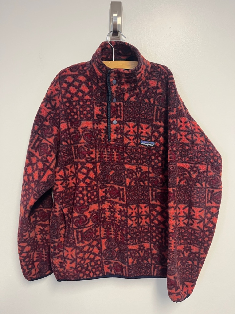 Vintage Patagonia Red & Burgundy Pattern Synchilla Fleece Mens Size S